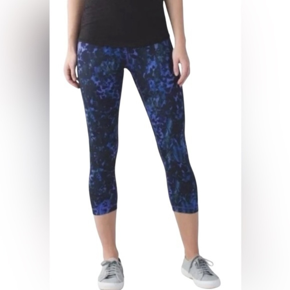 Lululemon Wunder Under Cropped Legging Blue Black Purple Size 10